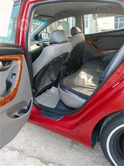 هیۆندای ئەلەنترا